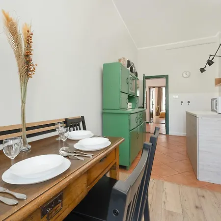 Komfortowy Apartament Blisko Rzeki We Wroclawiu Z Biurkiem I Wanna By Renters Apartman *