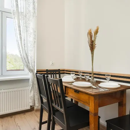 Appartement Komfortowy Apartament Blisko Rzeki We Wroclawiu Z Biurkiem I Wanna By Renters Wrocław